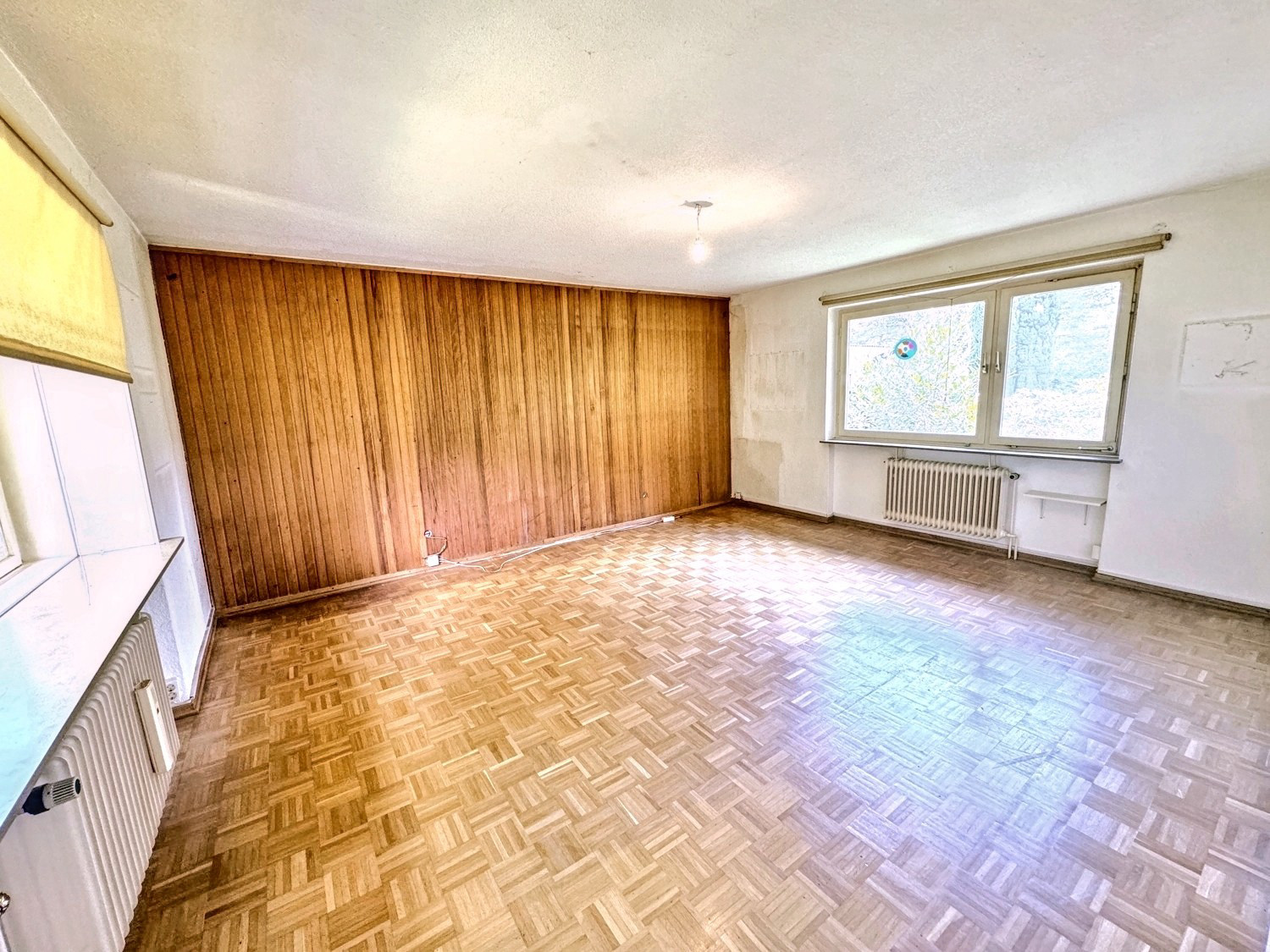 Elternschlafzimmer Wohnung links