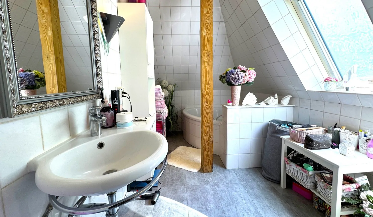 Badezimmer Wohnung OG