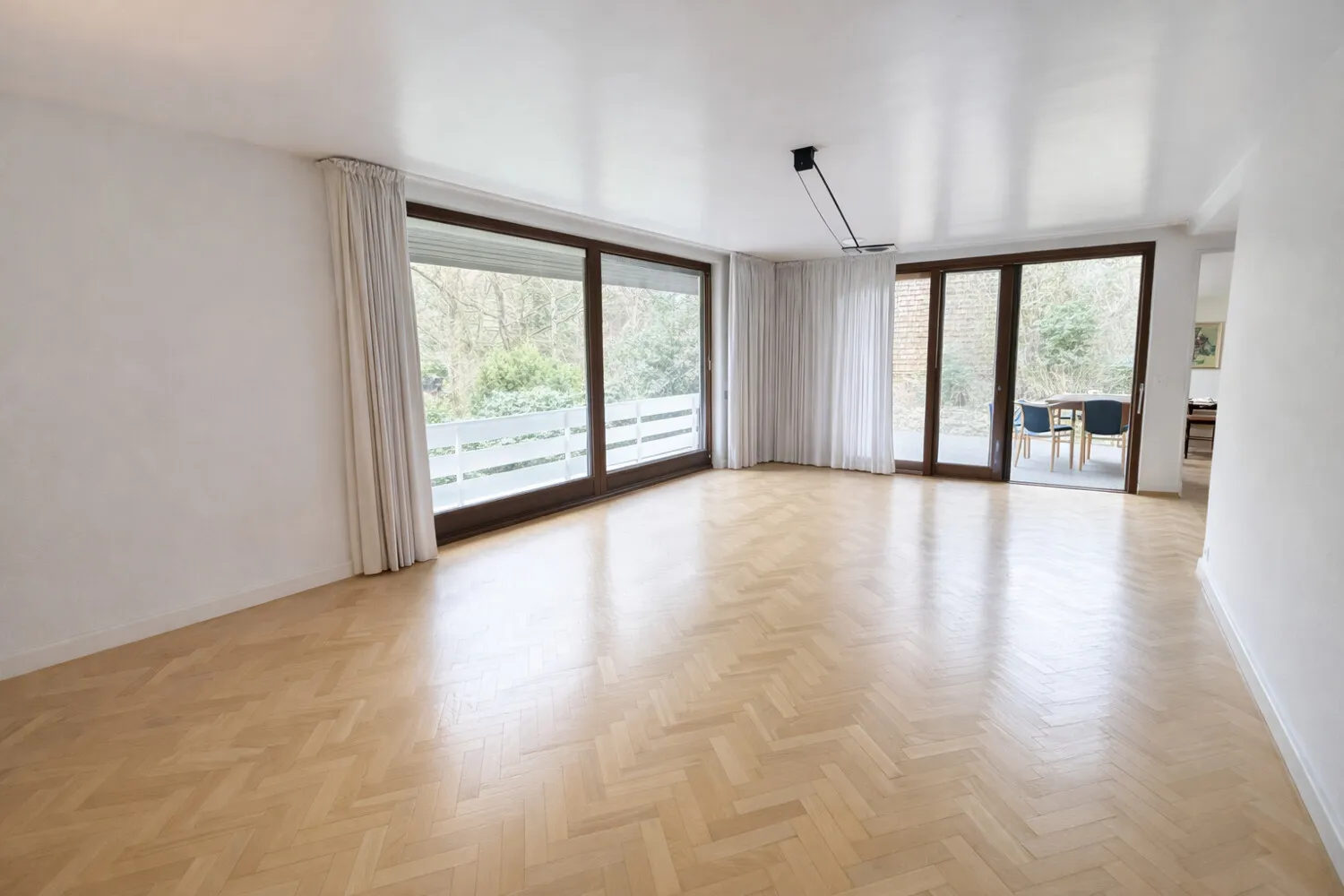 Wohnzimmer KI geleert