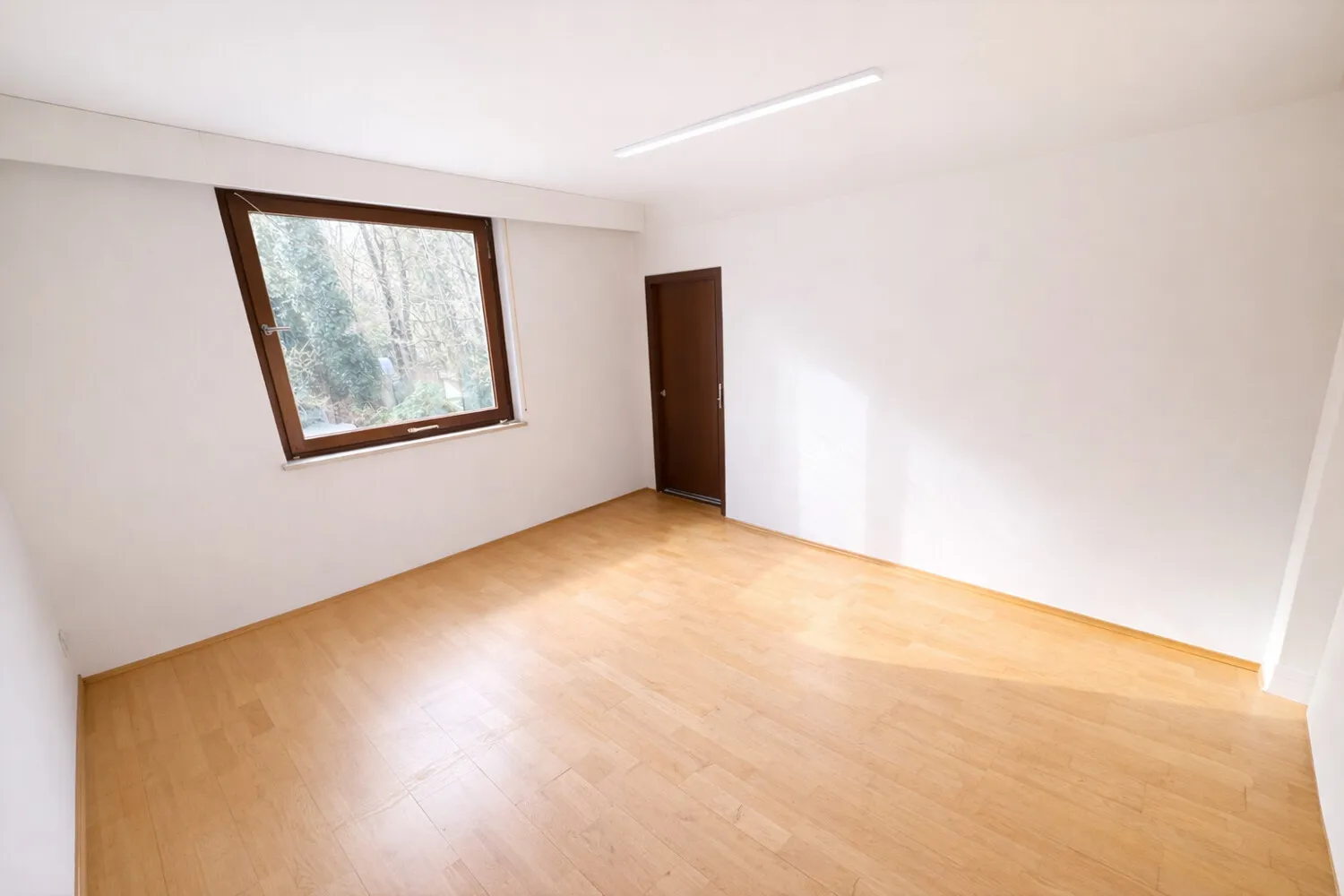 OG Schlafzimmer Ansicht 1 KI geleert