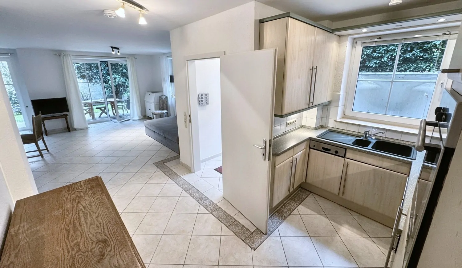 Küche und Wohnbereich