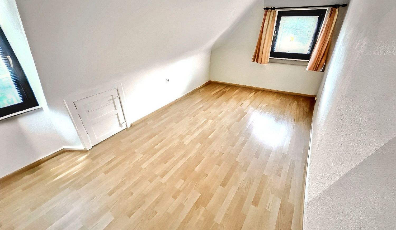 OG Kinderzimmer 2 ohne Möbel KI