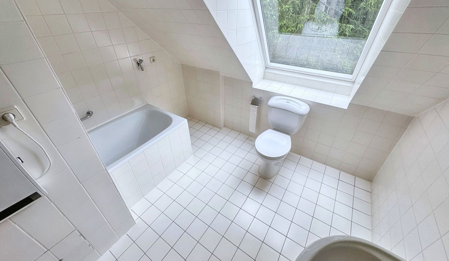 OG Badezimmer Einligerwohnung Ansicht 2