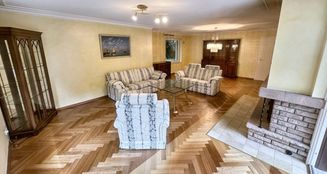 von_poll_real_estate_property_25135018_image_17