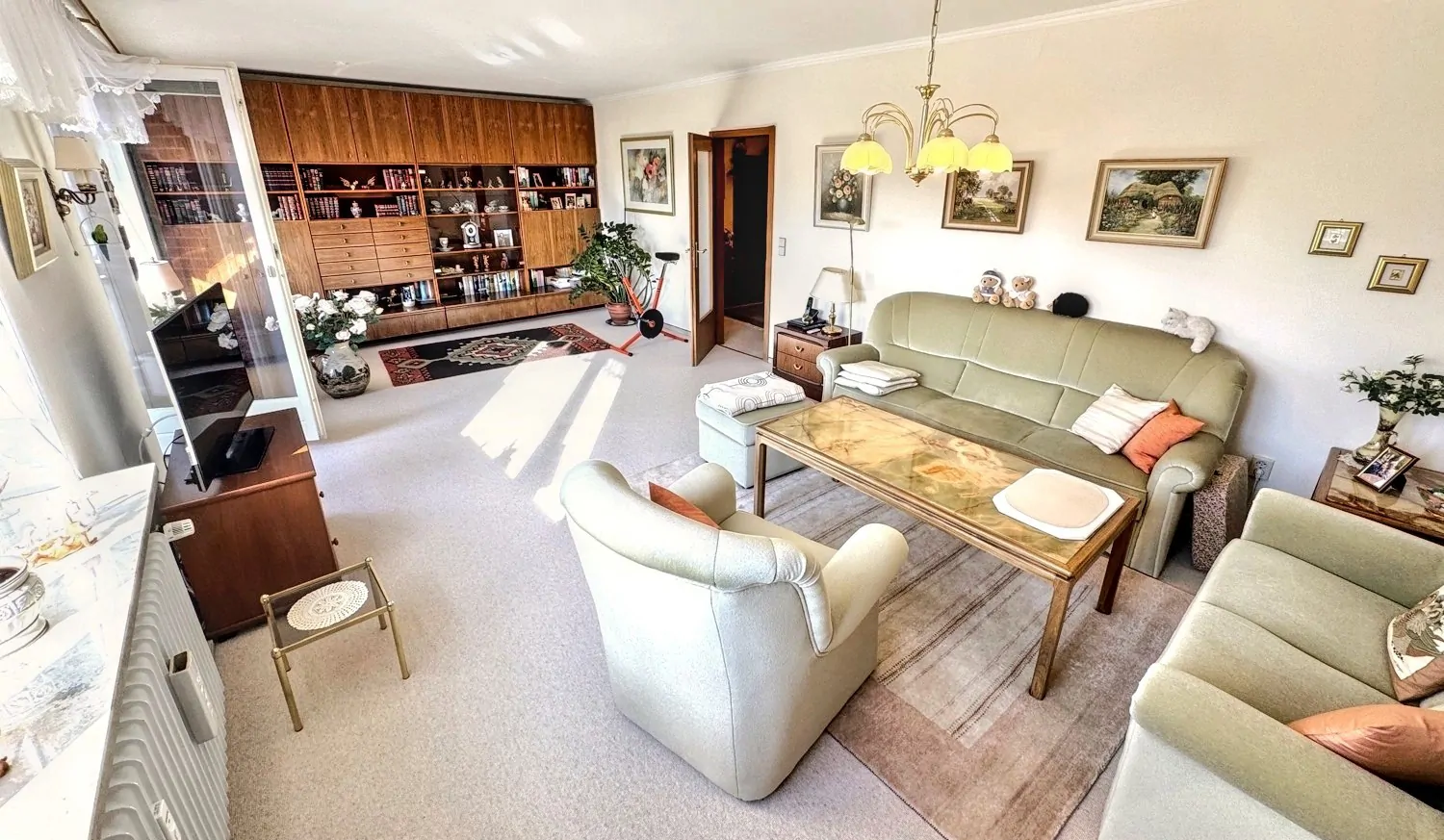 Wohnzimmer Ansicht 2