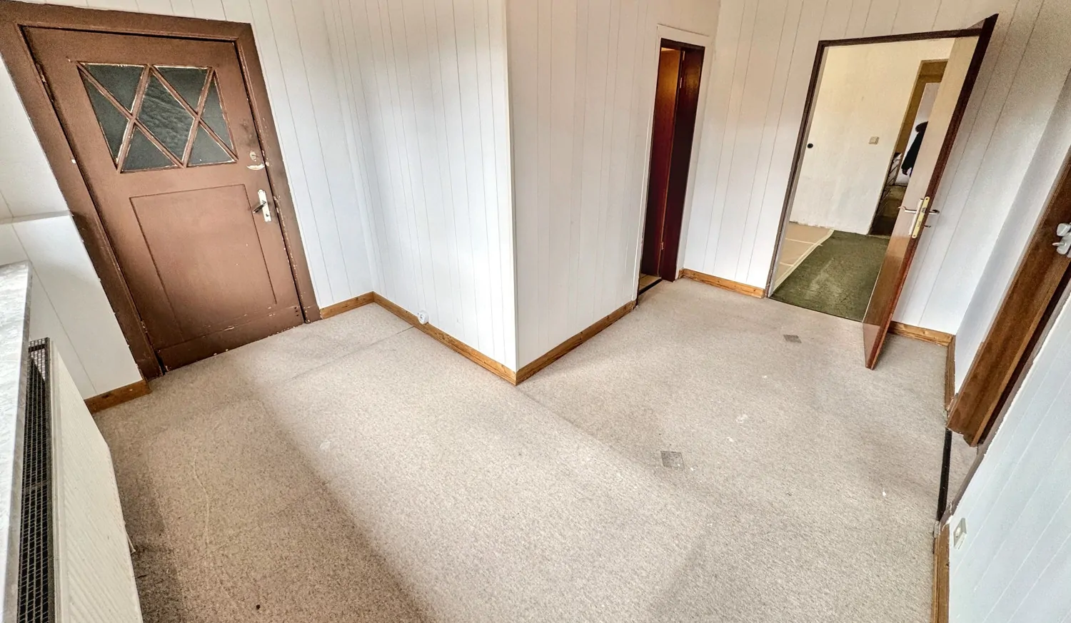 Zimmer hinten mit Bad