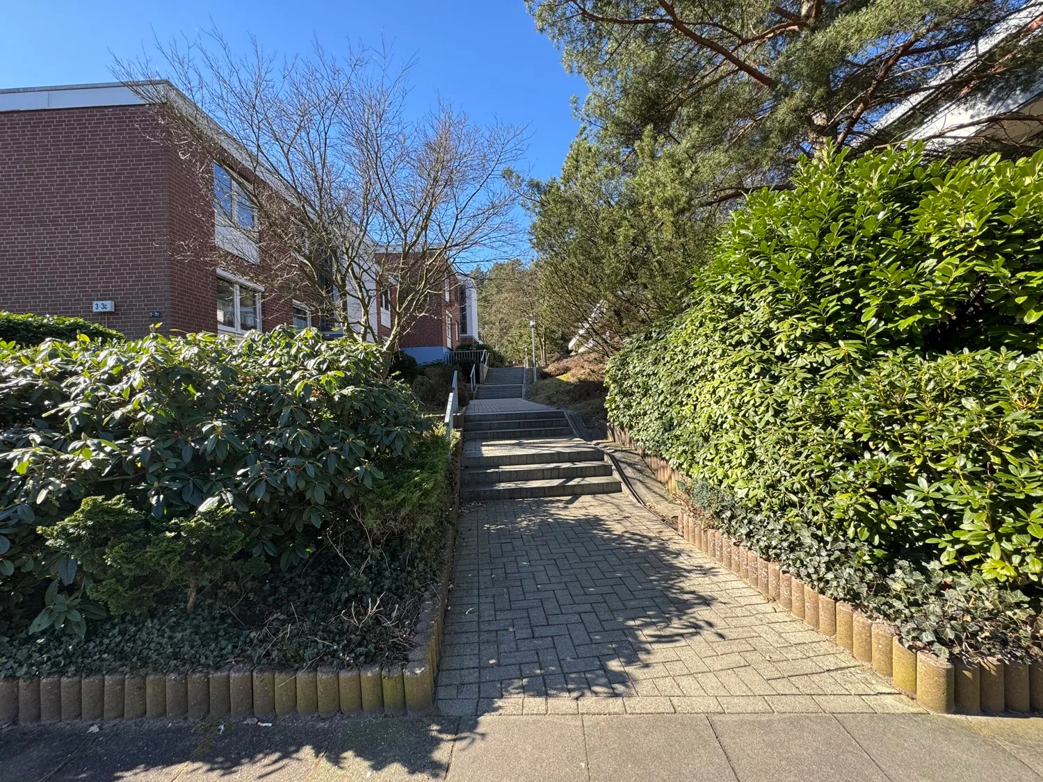 Außenansicht Eingang