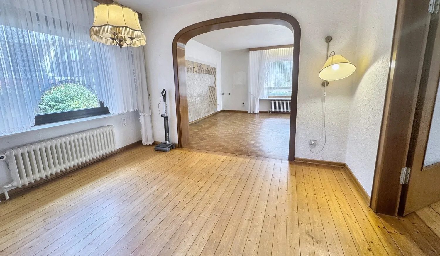 EG Essbereich und Zugang zum Wohnzimmer