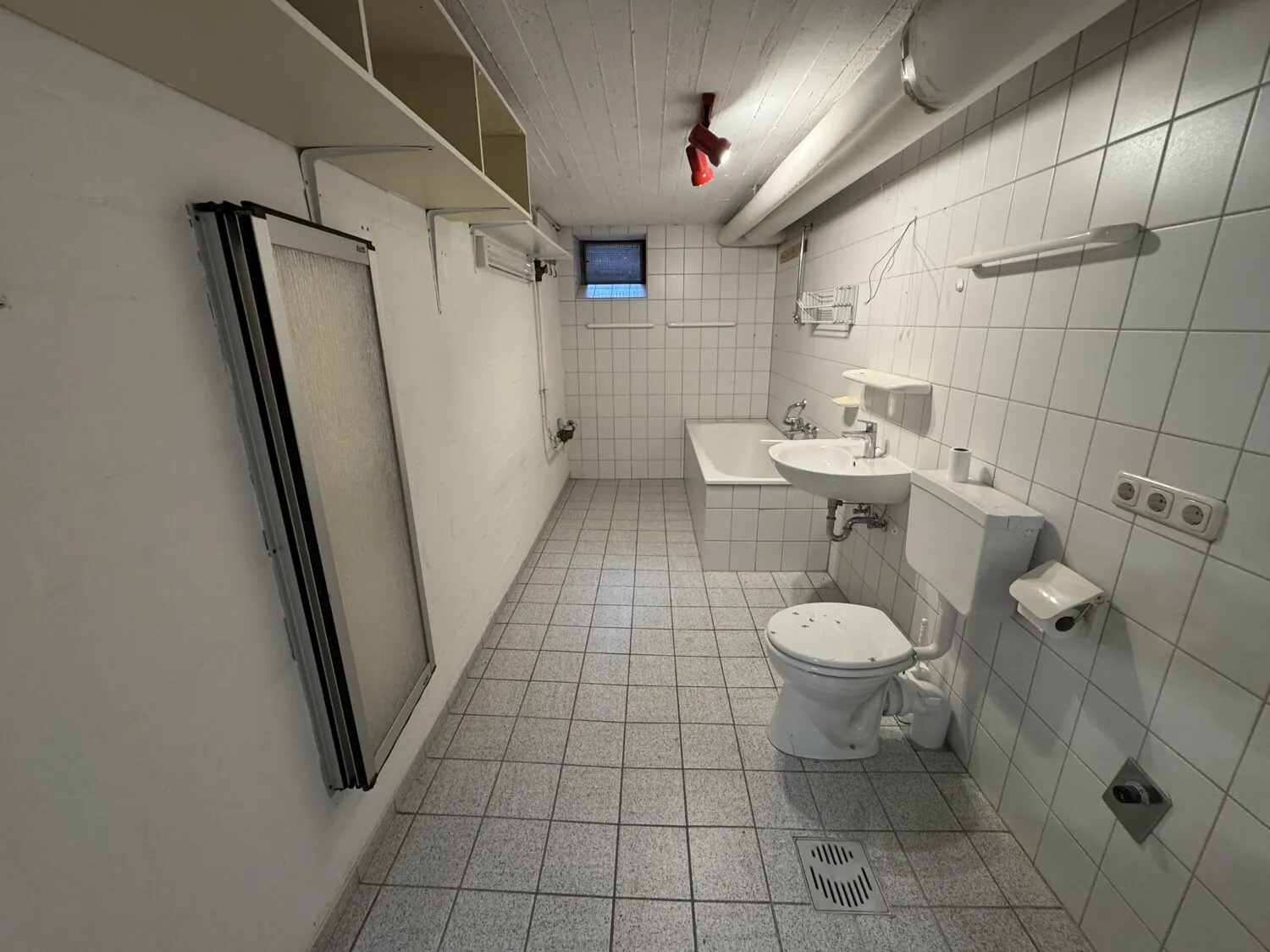 Waschkeller mit Bad Ansicht 1