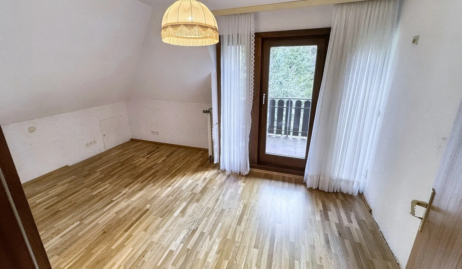 OG Schlafzimmer mit Loggia