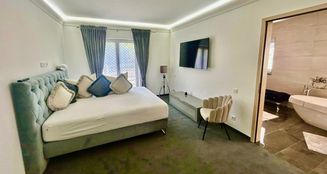 von_poll_real_estate_property_25038009_image_7