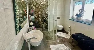 von_poll_real_estate_property_25038009_image_9