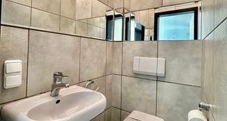 von_poll_real_estate_property_25038012_image_11