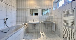 von_poll_real_estate_property_25038013_image_13