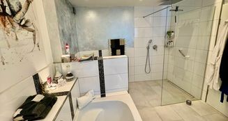 von_poll_real_estate_property_25038014_image_5