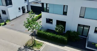 von_poll_real_estate_property_25038015_image_2