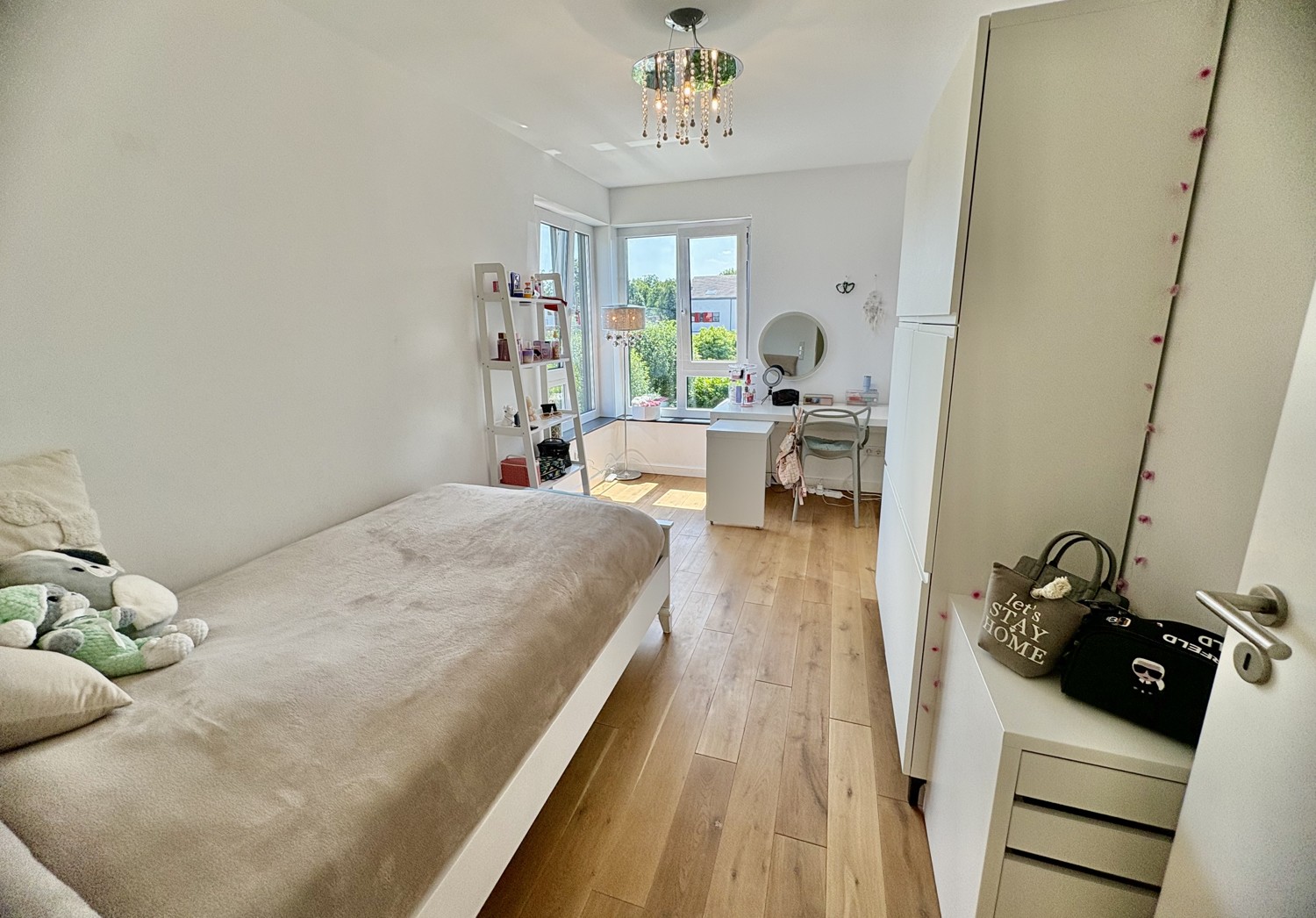 2. Schlafzimmer