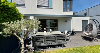 von_poll_real_estate_property_25038015_image_23