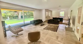 von_poll_real_estate_property_25038017_image_0