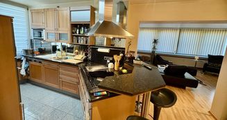 von_poll_real_estate_property_25038020_image_5