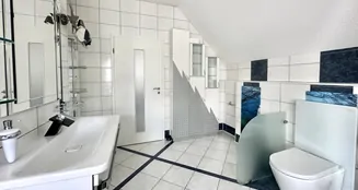 von_poll_real_estate_property_25038022_image_16