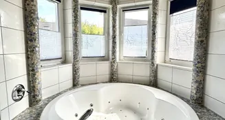 von_poll_real_estate_property_25038022_image_16