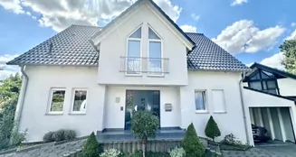 von_poll_real_estate_property_25038022_image_0