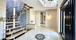 von_poll_real_estate_property_25038022_image_7