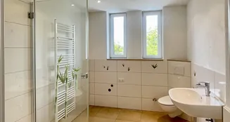 von_poll_real_estate_property_25038023_image_12