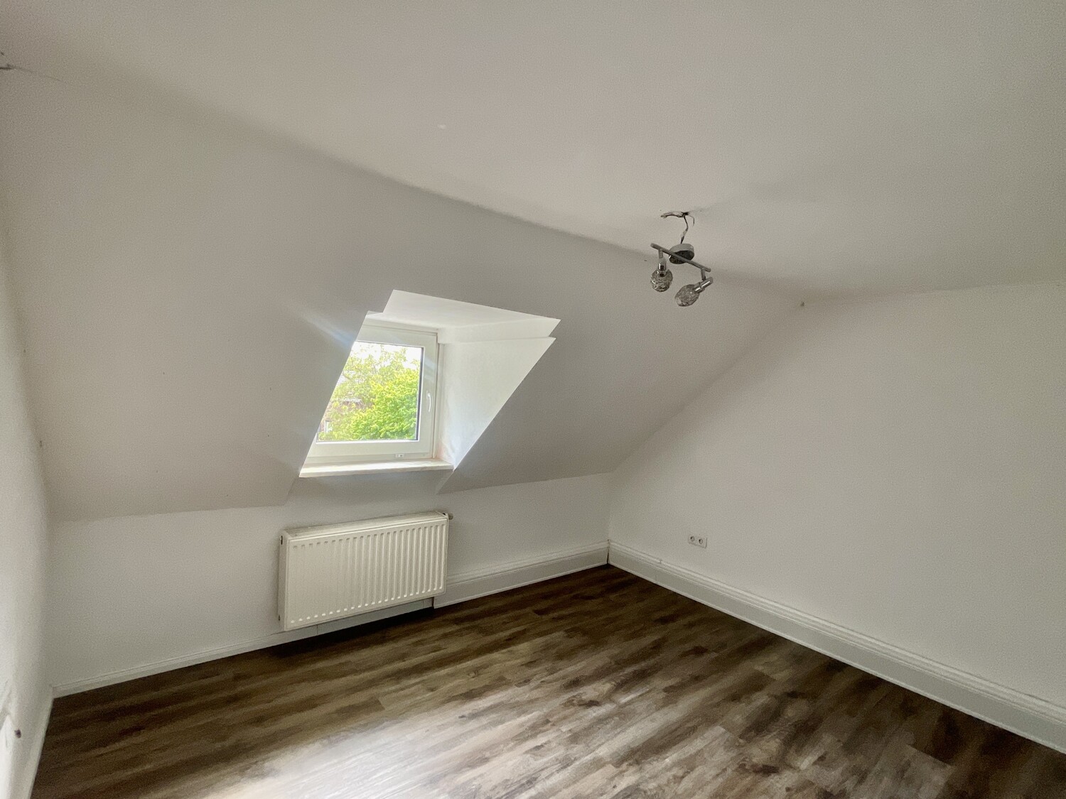 Schlafzimmer DG