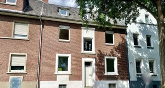 von_poll_real_estate_property_25038023_image_0