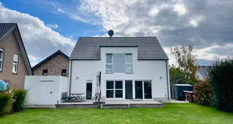 von_poll_real_estate_property_25038024_image_1