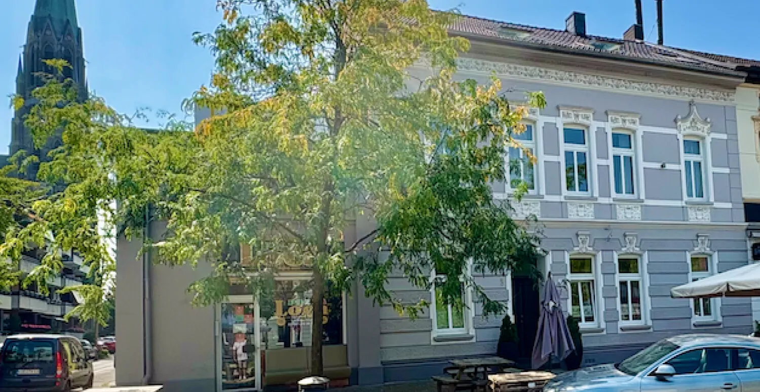 Einzigartiges Altbaujuwel: 5 Wohneinheiten, Gewerbe und Denkmalschutz