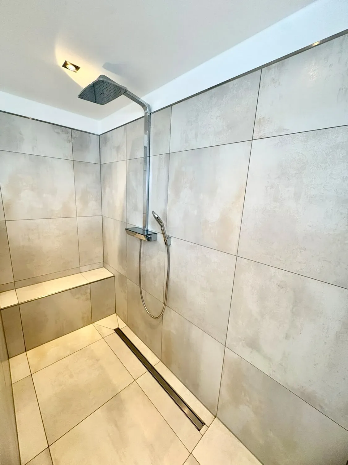 Dusche