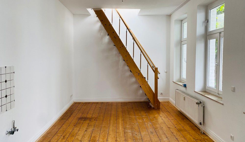 ...mit Treppe ins 1. OG