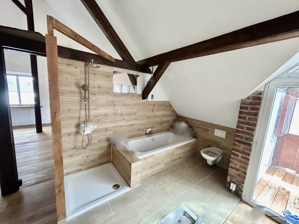 Loft 2 Badezimmer