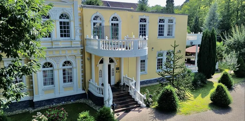 von Poll Immobilien GmbH