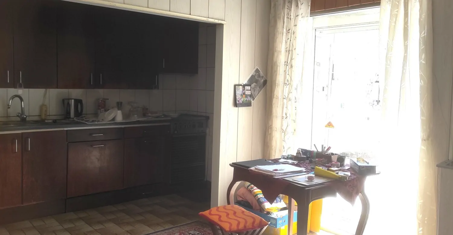 alter Bereich mit Küche