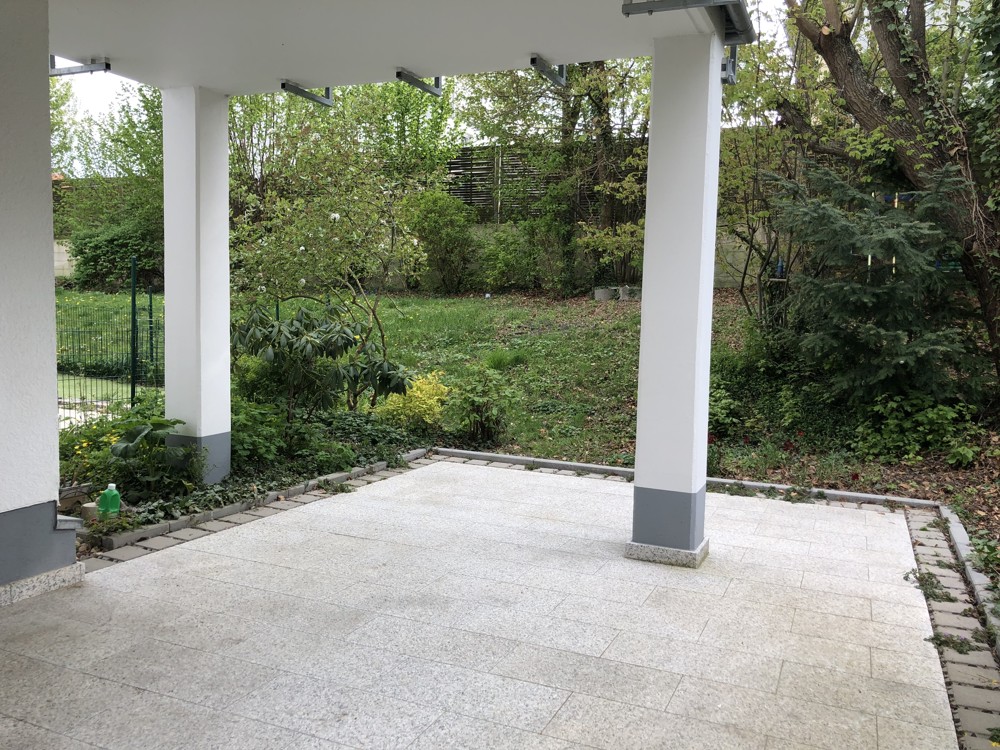 Terrasse mit Gartennutzung