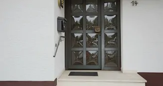 von_poll_real_estate_property_25008018_image_2