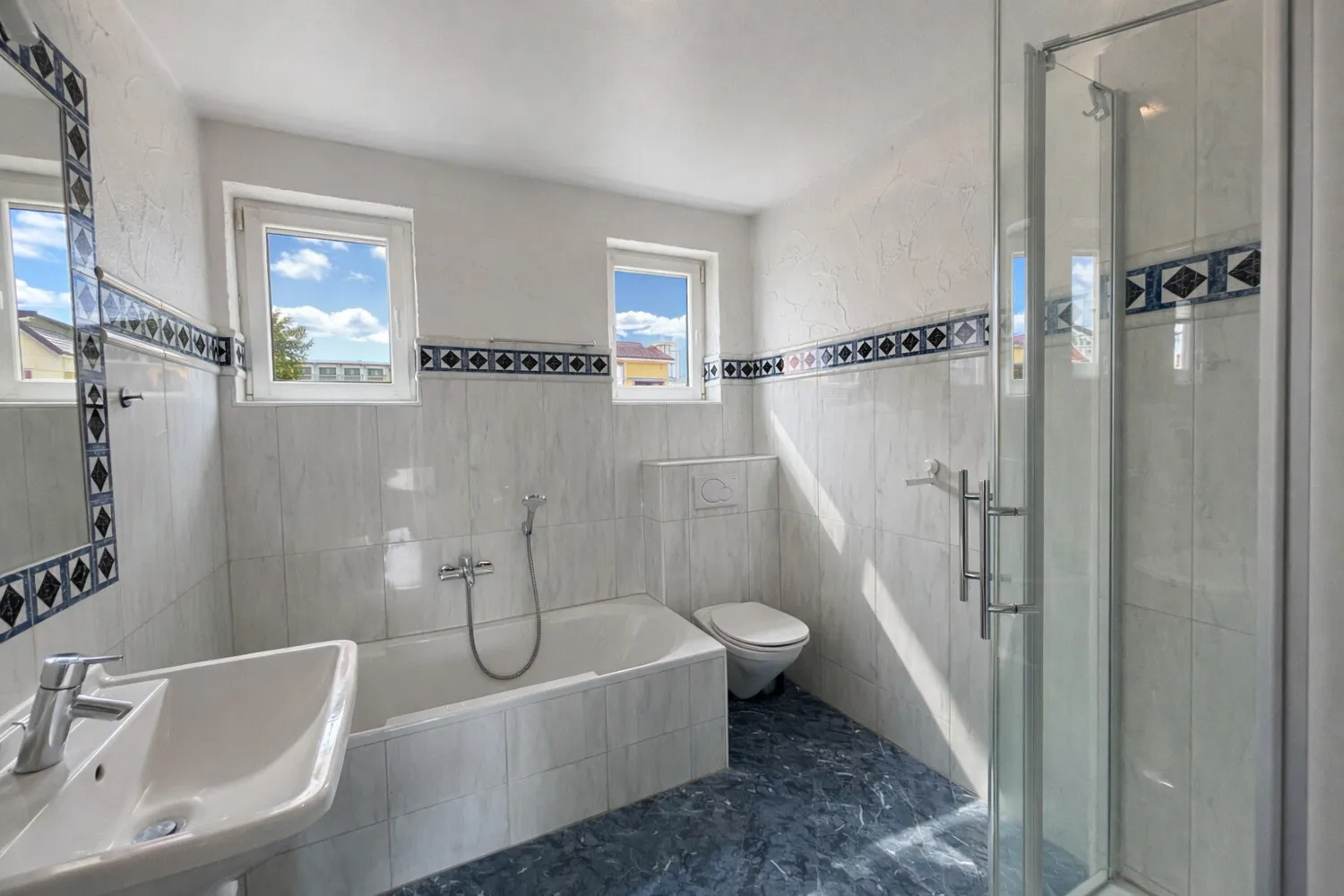 Für zwei Jahre - Moderne Doppelhaushälfte in ehemaliger Hofreite - Photo 5