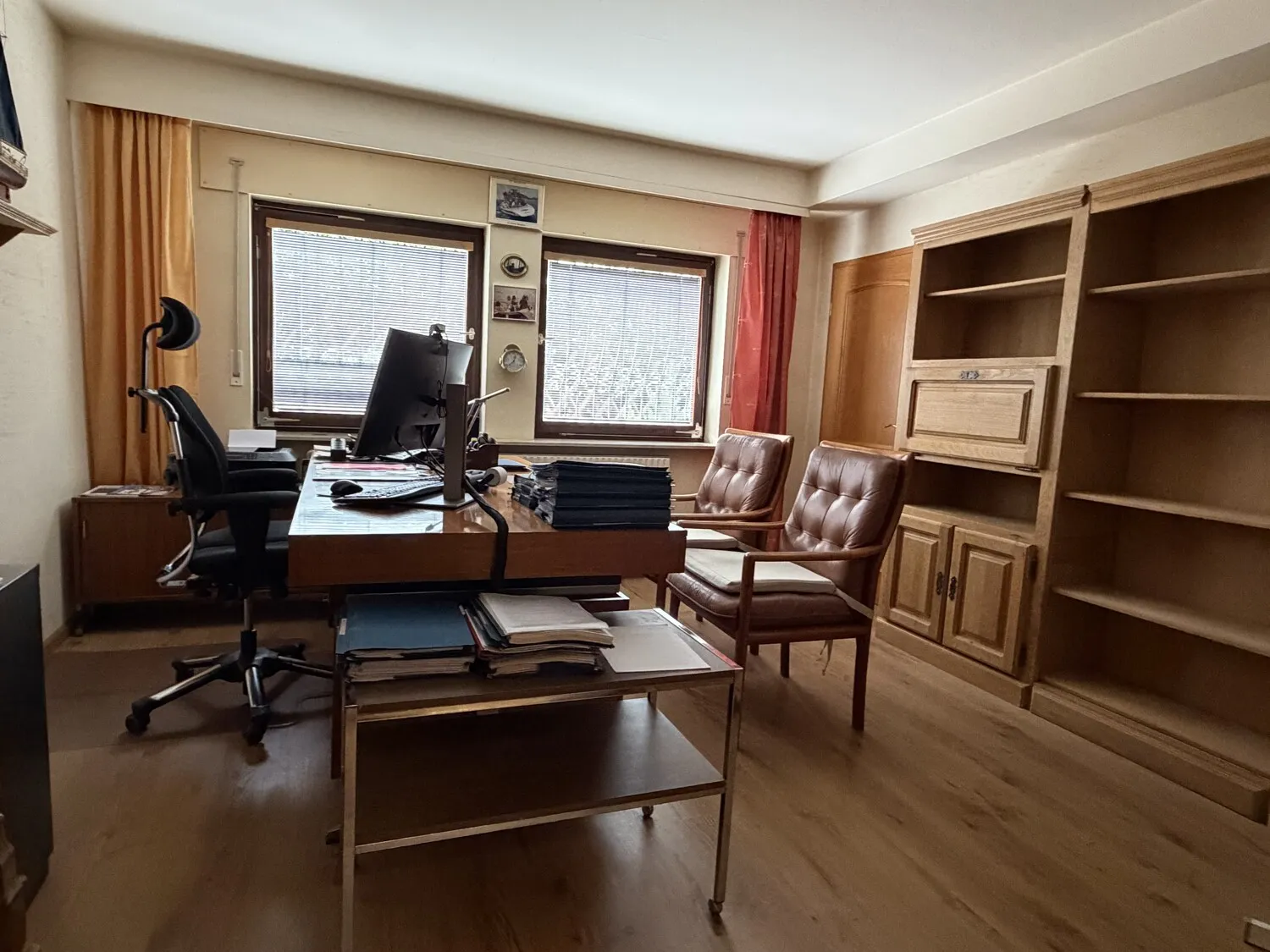 Büro