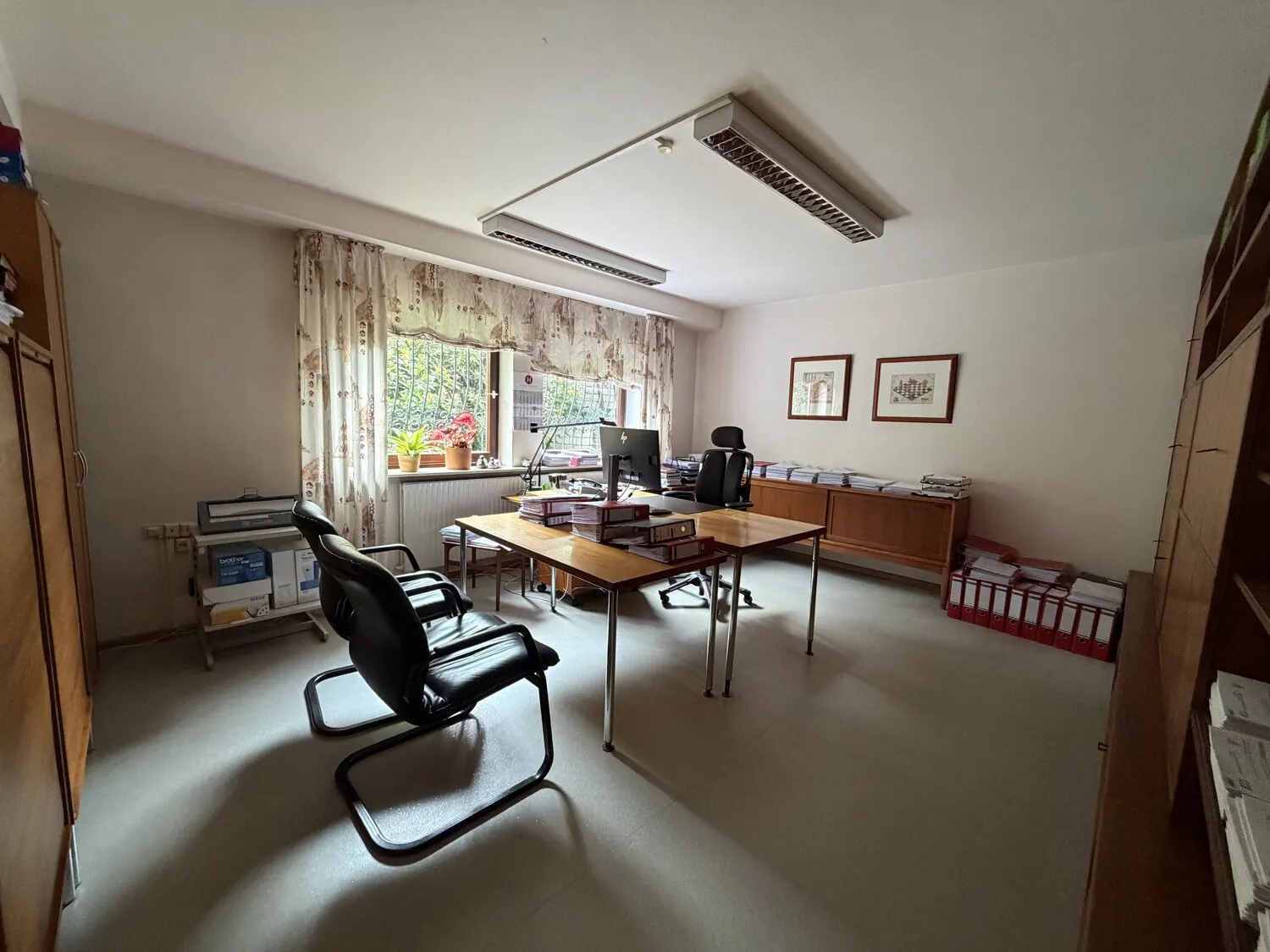 Büro