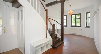 von_poll_real_estate_property_25004041_image_1