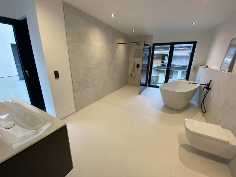 Badezimmer l