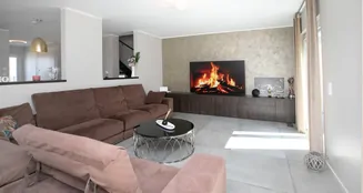 von_poll_real_estate_property_25004050_image_2