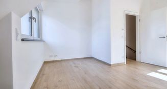 von_poll_real_estate_property_25004043_image_3