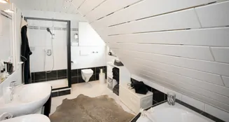 von_poll_real_estate_property_25004054_image_7