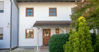 von_poll_real_estate_property_25004063_image_0