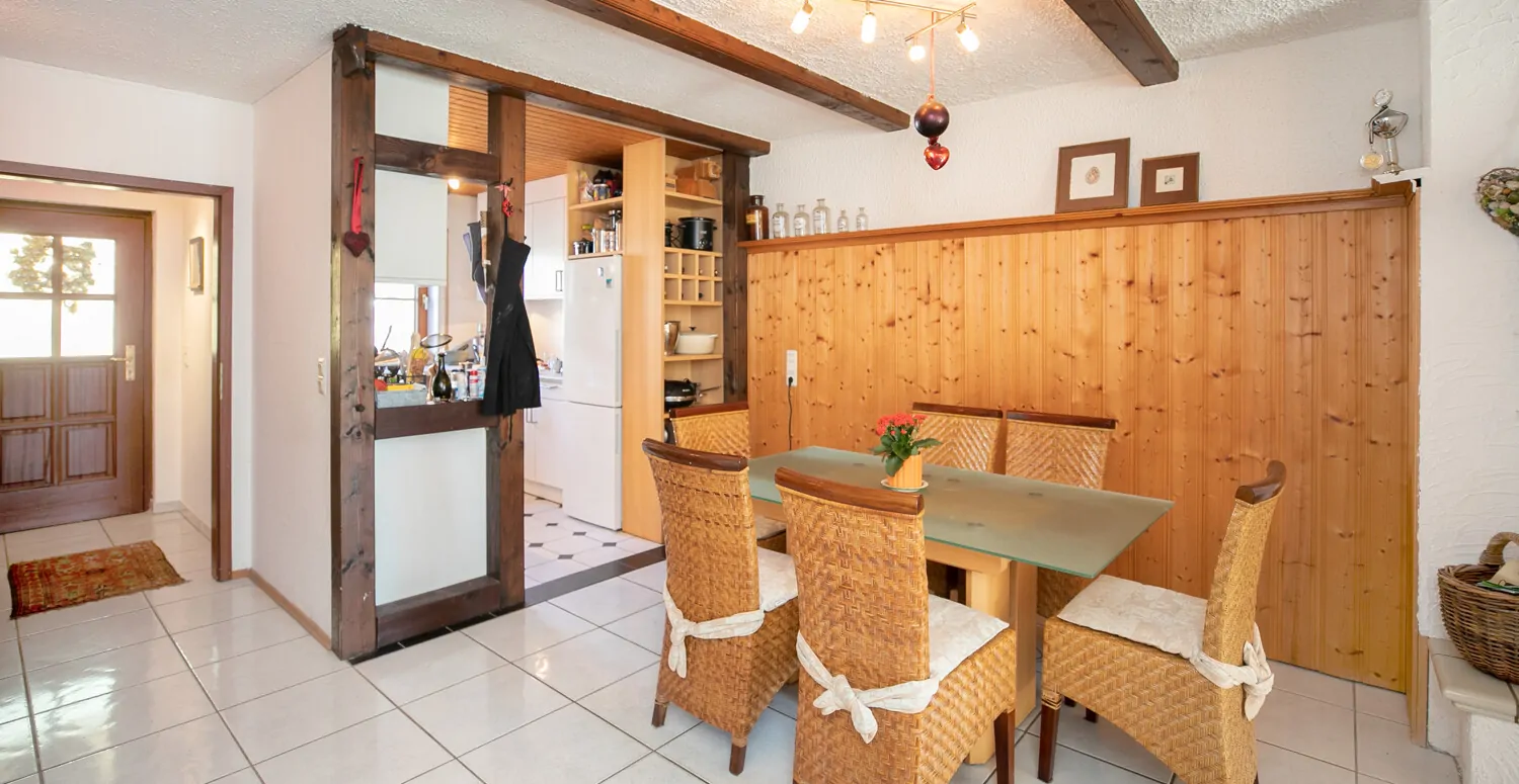 Essbereich mit Küche